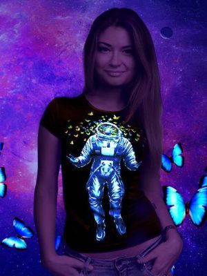 Женская футболка «Space Inside» светиться под ультрафиолетом
